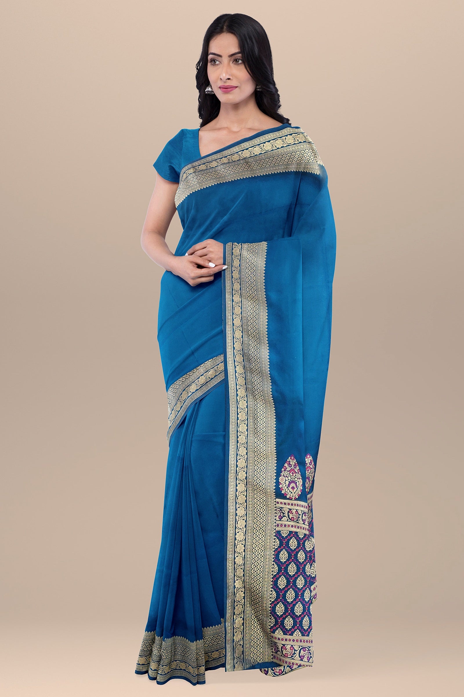 BANARAS SILK: Elegant Feroza semi-Kathan saree